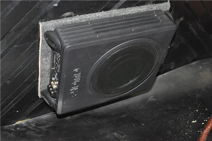 標志206改裝JBL 609c音響 加裝低音愛威10寸——上海音豪
