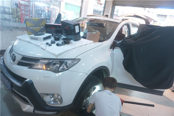 豐田RAV4改裝雷貝琴R6L套裝喇叭——上海音豪